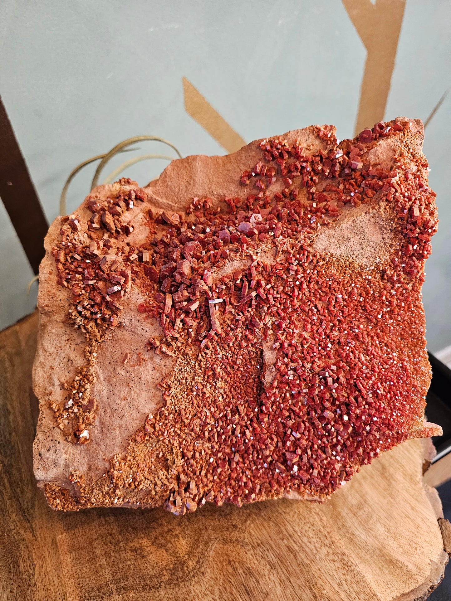 Vanadinite on Matrix