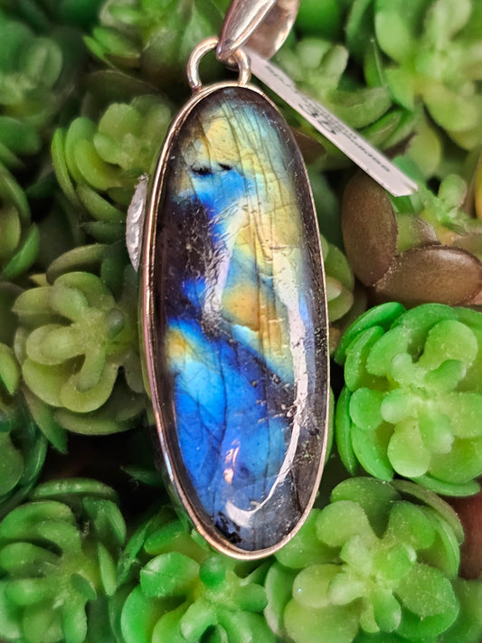 Labradorite Pendant