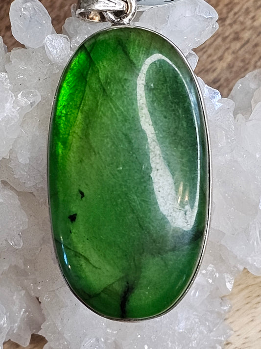 Foiled Green Labradorite Pendant